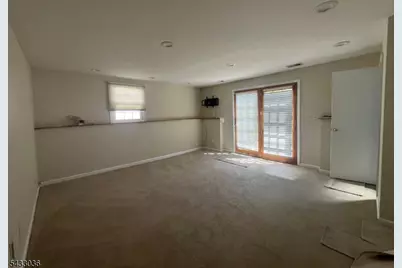 727 Winchester Ave, Union Township, NJ 07083 - Photo 9