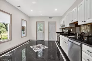 302 Walnut Ave, Cranford Township, NJ 07016 - Photo 9