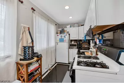 302 Walnut Ave, Cranford Township, NJ 07016 - Photo 25