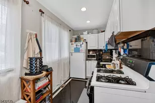 302 Walnut Ave, Cranford Township, NJ 07016 - Photo 25