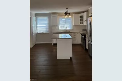 16 Ocean St, Millburn, NJ 07041 - Photo 7