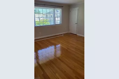 16 Ocean St, Millburn, NJ 07041 - Photo 9