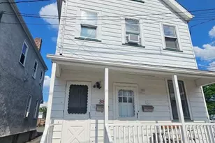 38A Thompson St, Raritan, NJ 08869 - Photo 1