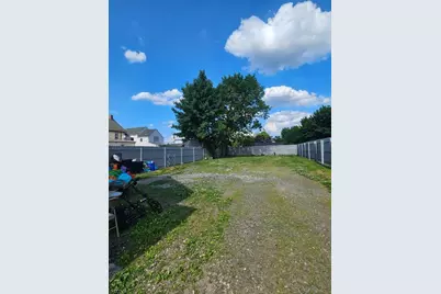 38A Thompson St, Raritan, NJ 08869 - Photo 13