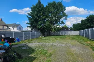 38A Thompson St, Raritan, NJ 08869 - Photo 13