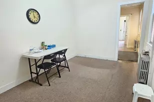 38A Thompson St, Raritan, NJ 08869 - Photo 5