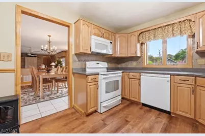 115 Coeyman Ave, Nutley, NJ 07110 - Photo 19