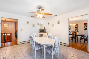 8 Carlos Dr, Fairfield, NJ 07004 - Photo 7