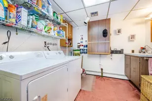 8 Carlos Dr, Fairfield, NJ 07004 - Photo 27