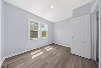134 Dewey St, Newark, NJ 07112 - Photo 13