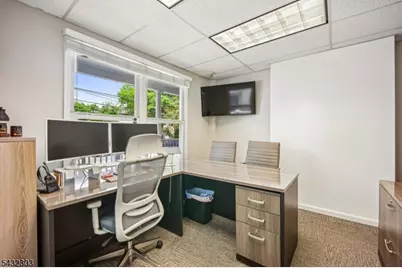 86 Washington St, Morristown, NJ 07960 - Photo 17
