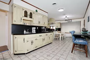 54 Stalter, Wayne, NJ 07470 - Photo 9