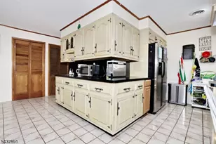 54 Stalter, Wayne, NJ 07470 - Photo 13