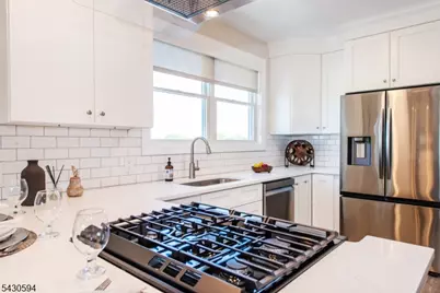 246 Main St #402, Chatham, NJ 07928 - Photo 11