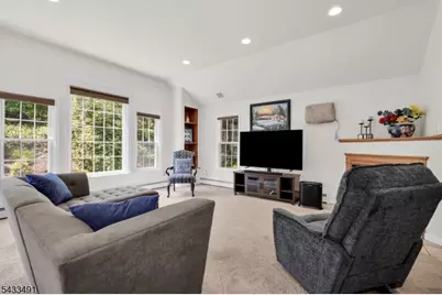 35 Old Orchard Ct, Cedar Grove, NJ 07009 - Photo 19