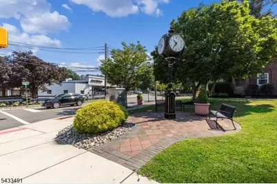 35 Old Orchard Ct, Cedar Grove, NJ 07009 - Photo 41