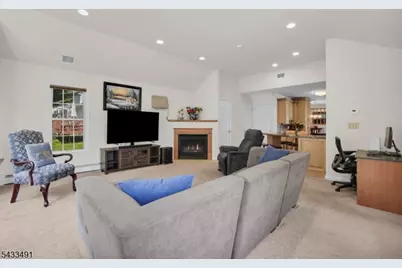 35 Old Orchard Ct, Cedar Grove, NJ 07009 - Photo 17