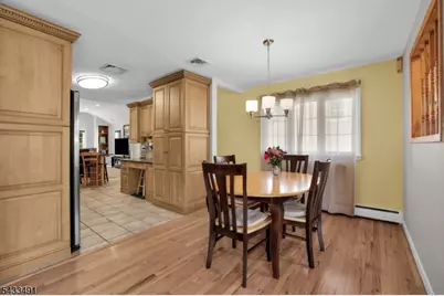 35 Old Orchard Ct, Cedar Grove, NJ 07009 - Photo 7