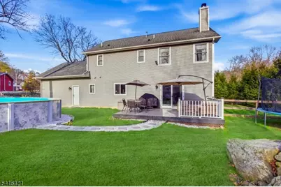 34 Tobyhanna Trl, Hopatcong, NJ 07843 - Photo 35