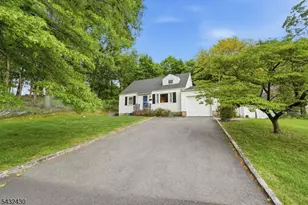 35 Deerfield Dr, West Orange Township, NJ 07052 - Photo 3