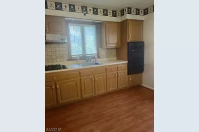 37 Linden Rd, Wayne, NJ 07470 - Photo 9