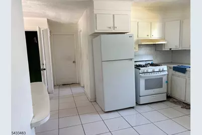 106 Smith Street, Newark, NJ 07106 - Photo 17