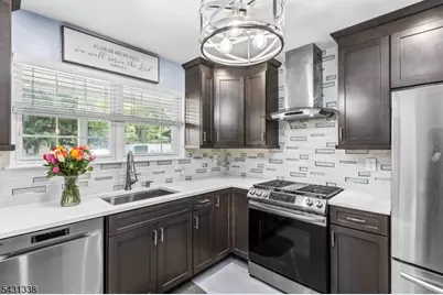 12 Brookside Ln, Mount Arlington, NJ 07856 - Photo 3