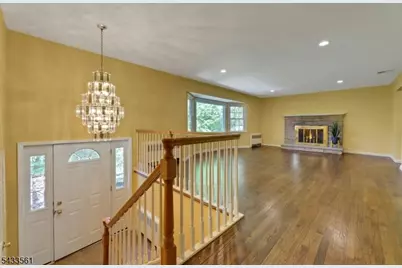 297 Pines Lake Dr E, Wayne, NJ 07470 - Photo 3