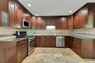 297 Pines Lake Dr E, Wayne, NJ 07470 - Photo 3