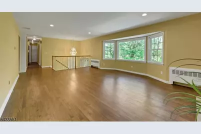 297 Pines Lake Dr E, Wayne, NJ 07470 - Photo 5