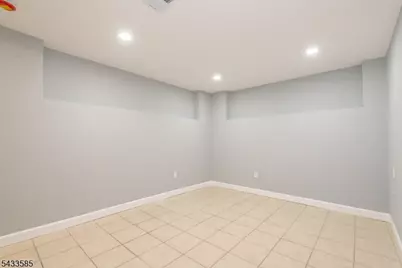 1175 Erhardt St, Union Township, NJ 07083 - Photo 23