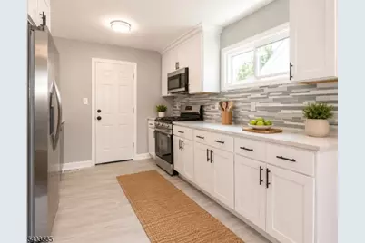 1175 Erhardt St, Union Township, NJ 07083 - Photo 5