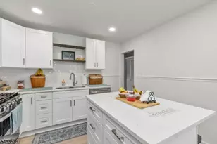 1 Edgar Ave, Green Brook Township, NJ 08812 - Photo 7