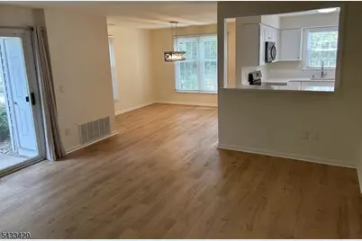 87 Junco Ct, Readington, NJ 08887 - Photo 5