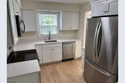 87 Junco Ct, Readington, NJ 08887 - Photo 5