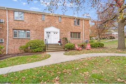 31B Troy Dr #B, Springfield, NJ 07081 - Photo 3