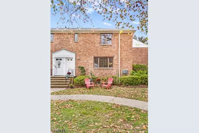 31B Troy Dr #B, Springfield, NJ 07081 - Photo 5