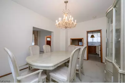 1120 Madison Hill Rd, Clark Township, NJ 07066 - Photo 9