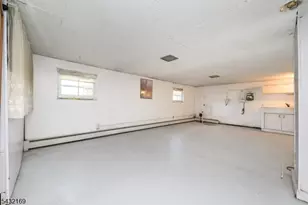 1120 Madison Hill Rd, Clark Township, NJ 07066 - Photo 35