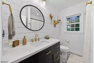 18 Pine Ridge Dr, Summit, NJ 07901 - Photo 15