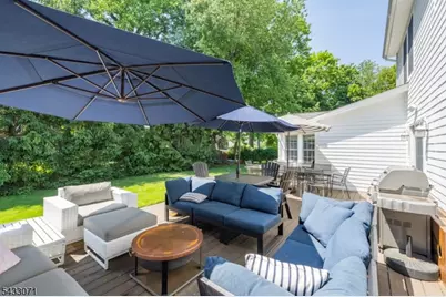 18 Pine Ridge Dr, Summit, NJ 07901 - Photo 39
