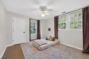 18 Pine Ridge Dr, Summit, NJ 07901 - Photo 31