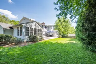 18 Pine Ridge Dr, Summit, NJ 07901 - Photo 37