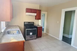 2 Hawthorne Pl, East Orange, NJ 07018 - Photo 5
