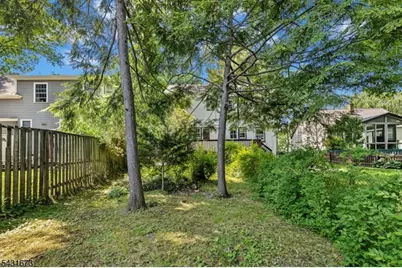 106 Gallows Hill Rd, Cranford Township, NJ 07016 - Photo 27