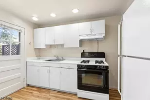 108 Gallows Hill Rd, Cranford Township, NJ 07016 - Photo 11