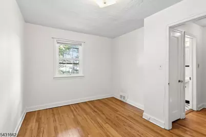 108 Gallows Hill Rd, Cranford Township, NJ 07016 - Photo 17