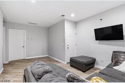 194 Hillside Ave, Newark, NJ 07108 - Photo 17