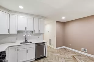 194 Hillside Ave, Newark, NJ 07108 - Photo 7