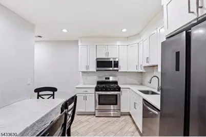 194 Hillside Ave, Newark, NJ 07108 - Photo 19